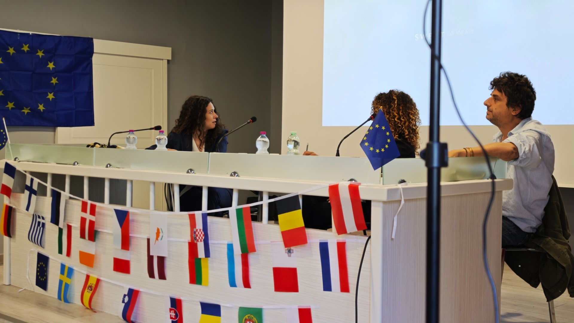 inaugurazione scuola ambasciatrice parlamento europeo