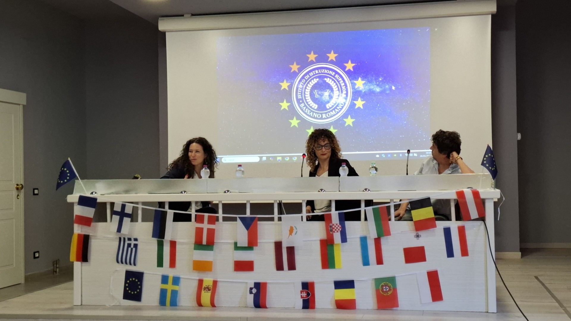 inaugurazione scuola ambasciatrice parlamento europeo
