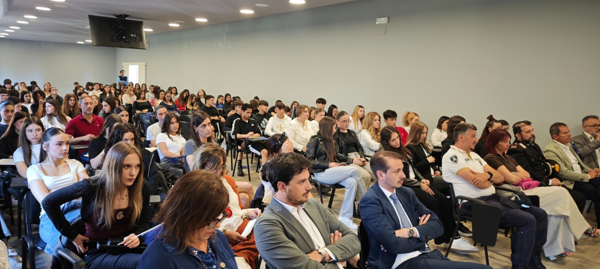 inaugurazione scuola ambasciatrice parlamento europeo