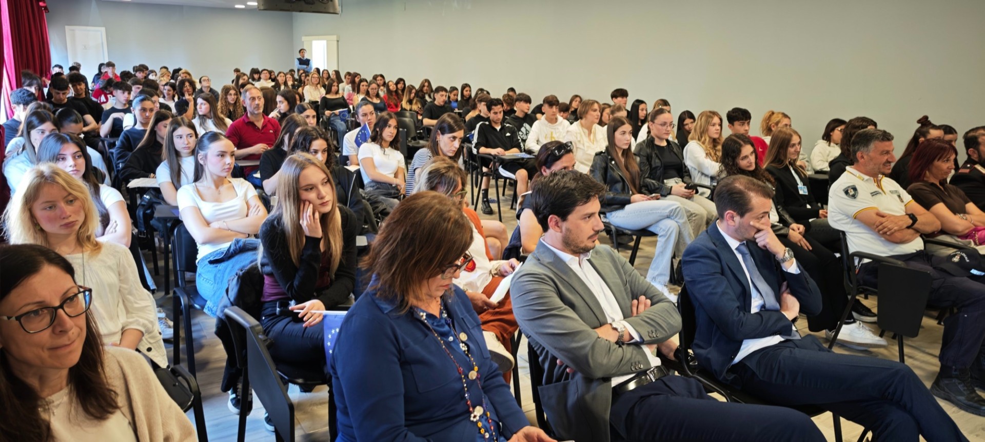 inaugurazione scuola ambasciatrice parlamento europeo