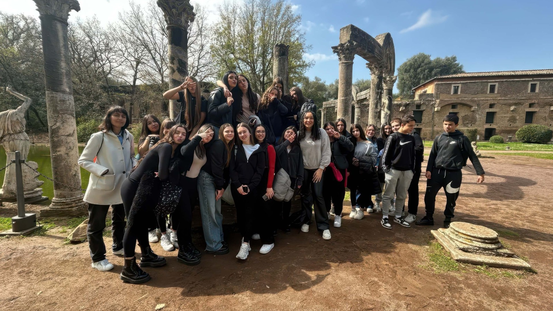 villa adriana 2025